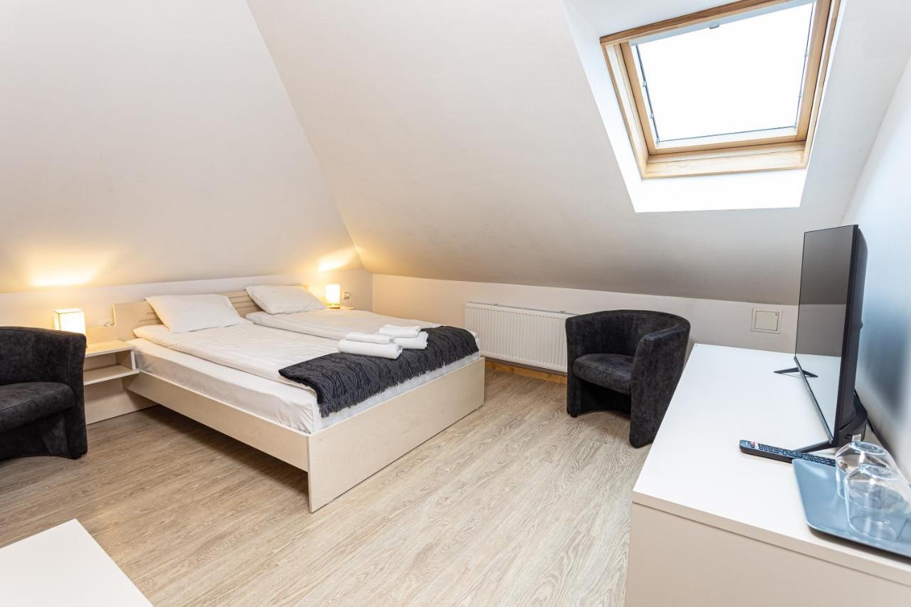 Cill Easy Hotel With Self Check-In Ādaži 외부 사진