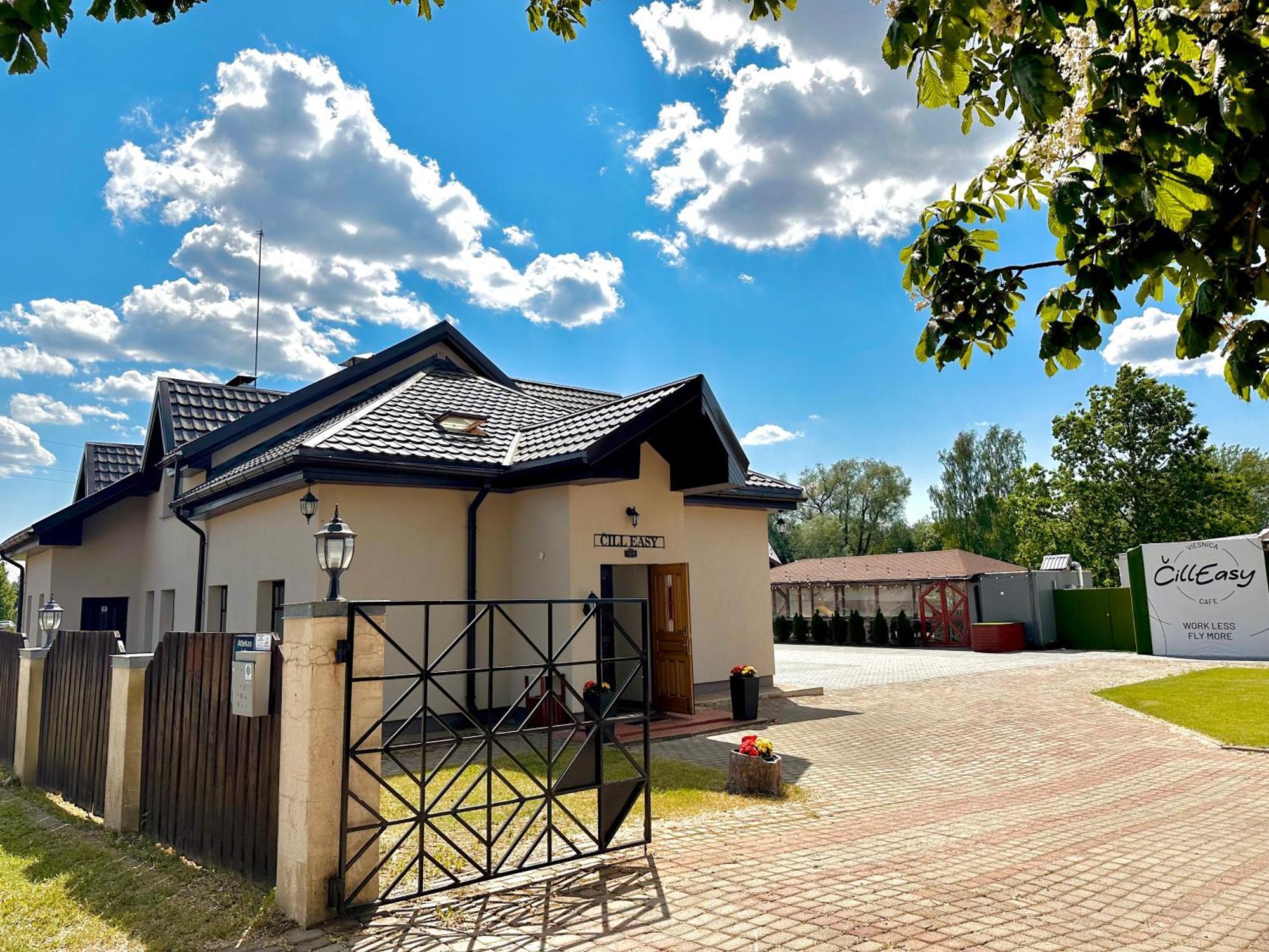 Cill Easy Hotel With Self Check-In Ādaži 외부 사진